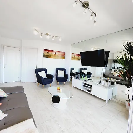 3 Bed With Sea Views In Cristianos K305 *