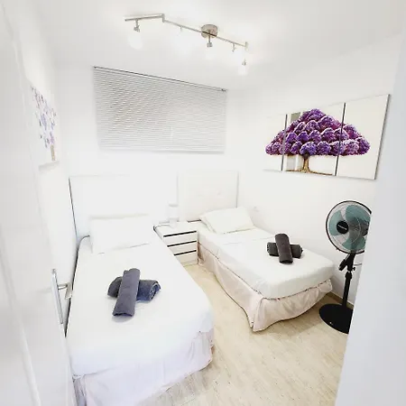 3 Bed With Sea Views In Cristianos K305