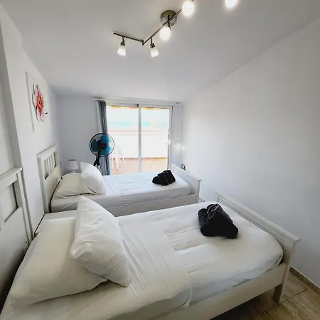 3 Bed With Sea Views In Cristianos K305 * Los Cristianos (Tenerife)