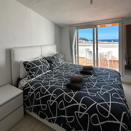 3 Bed With Sea Views In Cristianos K305 Apartment
